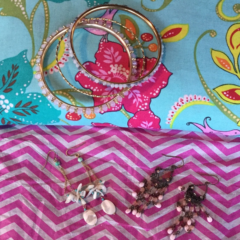 Bracelets and earrings bundle